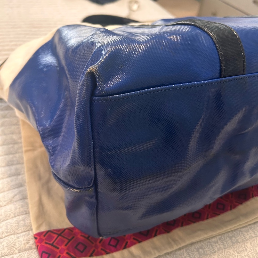 Tory Burch WEEKENDER Canvas & Vinyl Beach Tote Bag - Picture 6 of 12